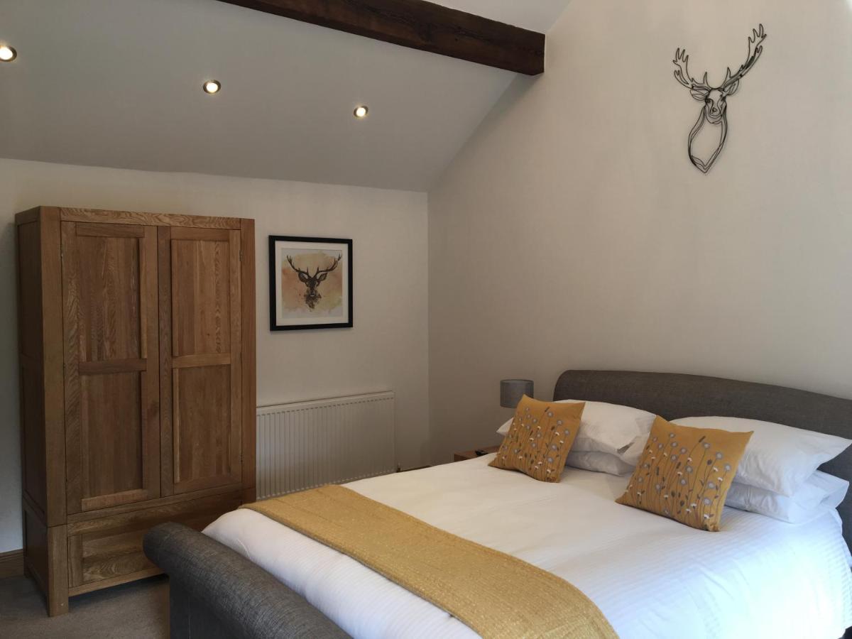 The Coach House Villa Southport Bagian luar foto